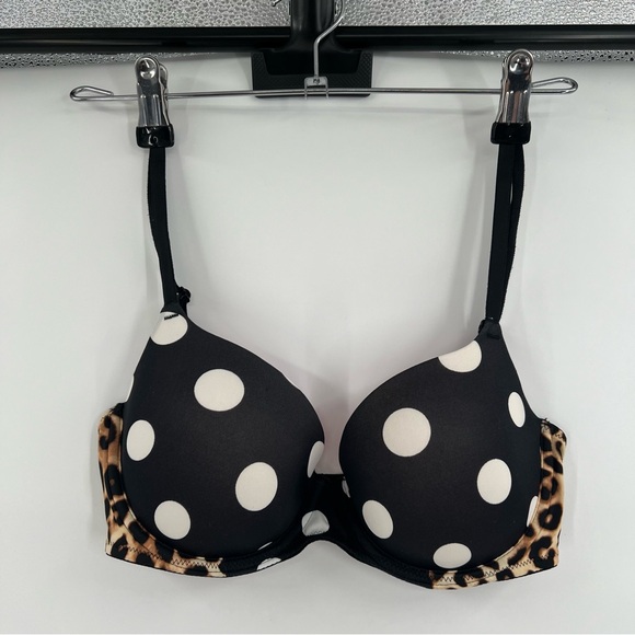 PINK Victoria's Secret Other - 32D PINK VS ware everywhere bra like new
